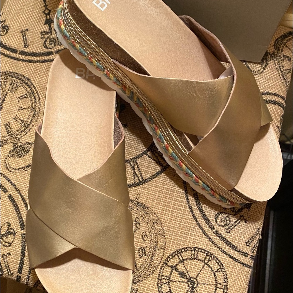 BP, Torri Platform Sandals, 9M Rose gold leather - Picture 8 of 12